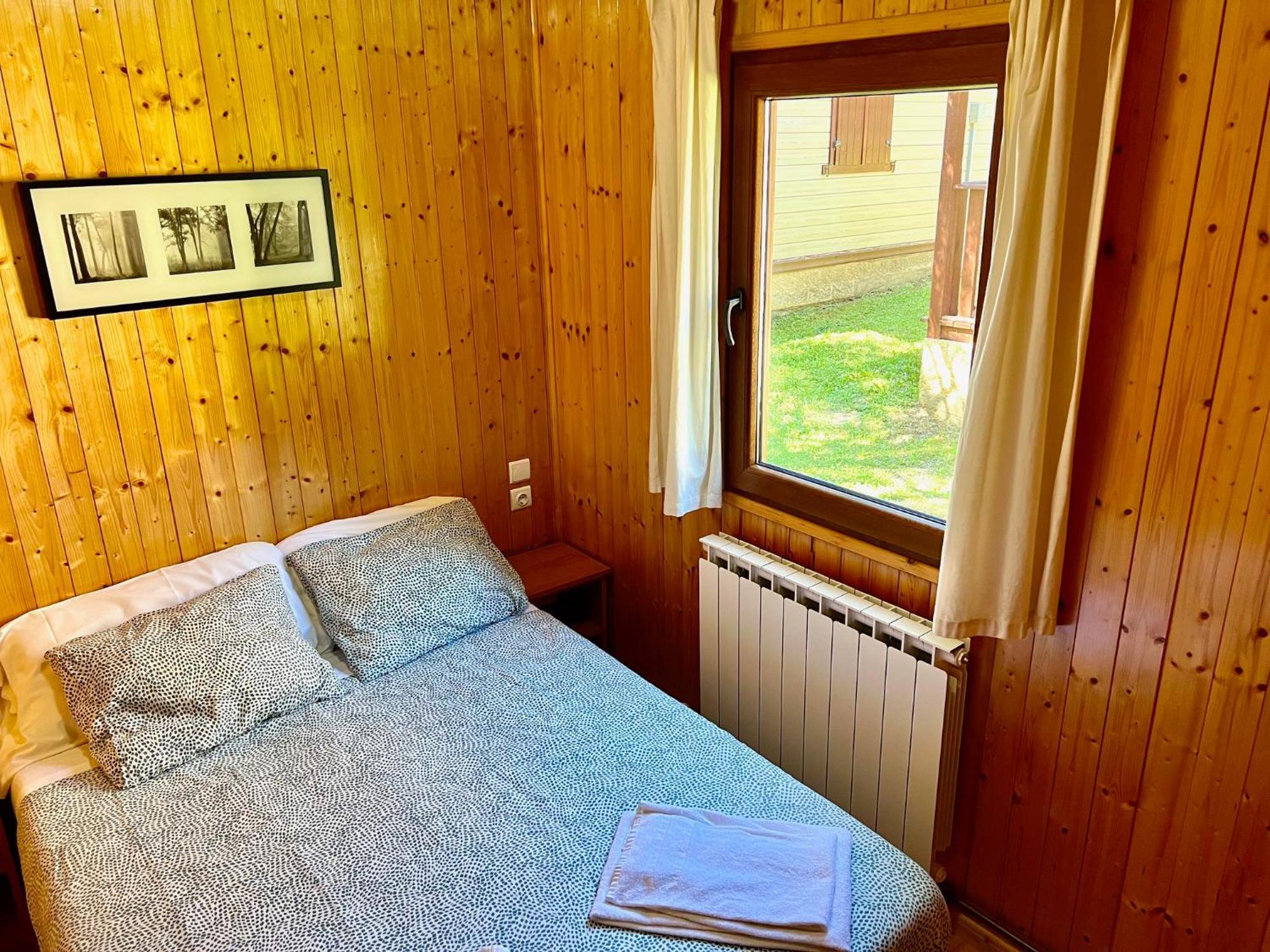 Camping Valle De Hecho Bagian luar foto