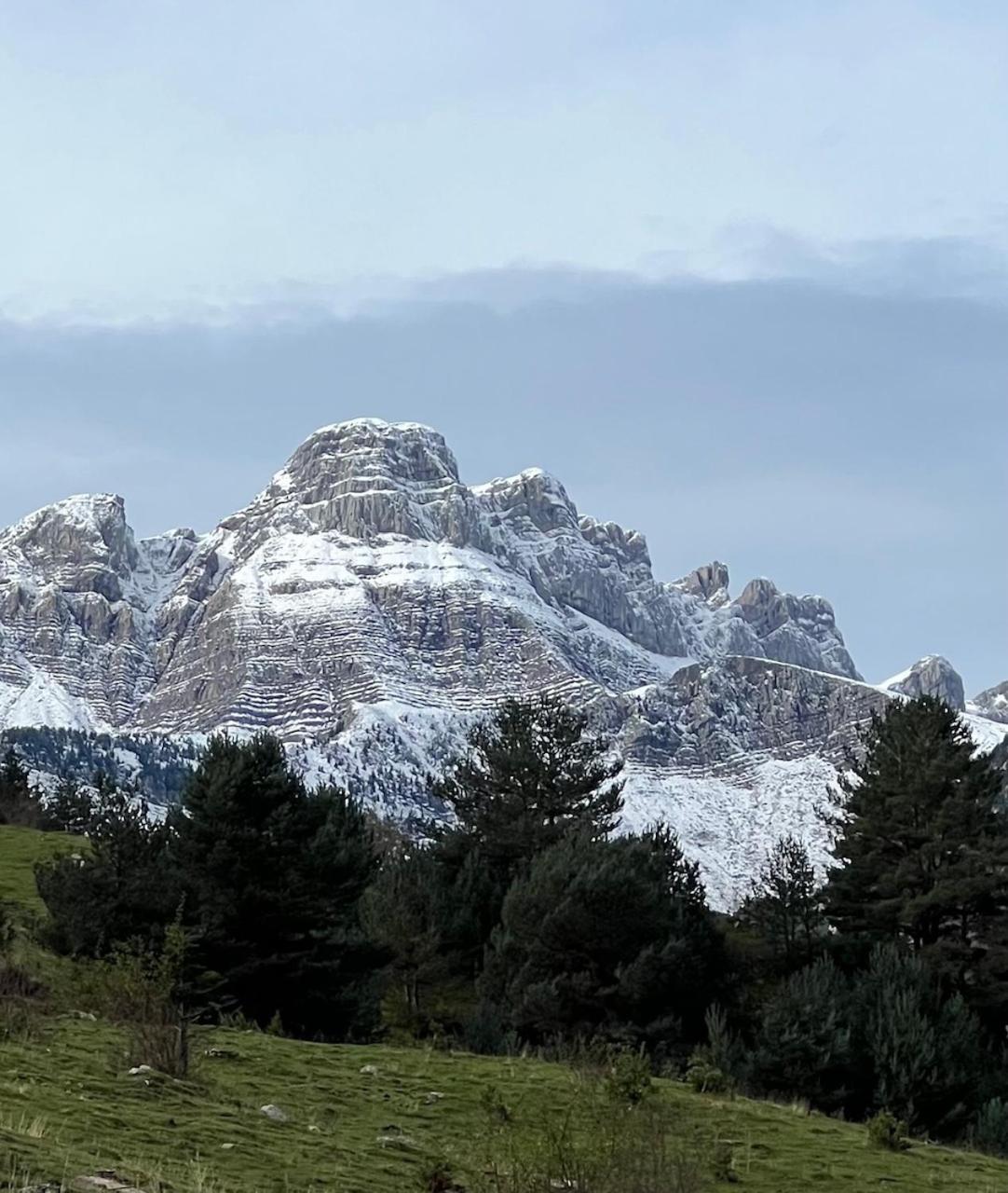 Camping Valle De Hecho Bagian luar foto